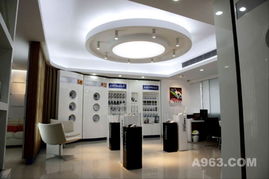 科技與美學(xué)的交響 劉博國家一級室內(nèi)設(shè)計(jì)師打造深圳電子產(chǎn)品展示廳新標(biāo)桿